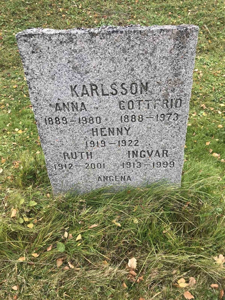 Grave number: ÅR A   390, 391, 392, 393, 394