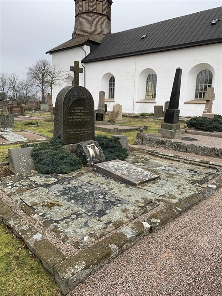 Grave number: SÖ C     8, 9, 10, 11