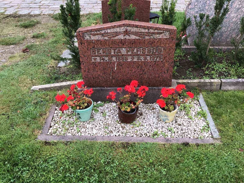 Grave number: 20 G    24