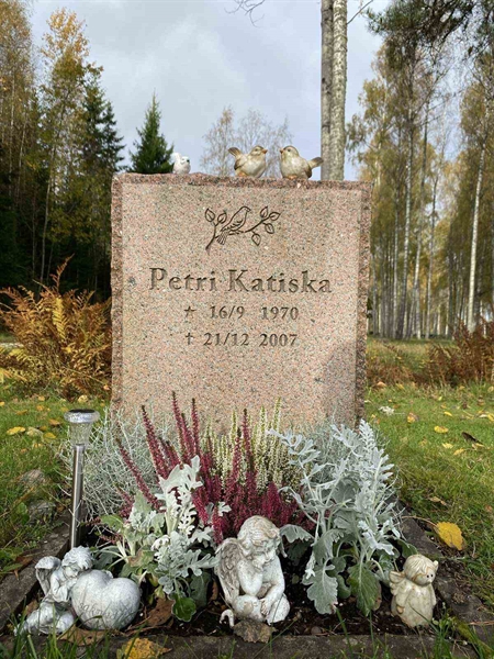 Gravnummer: 1 22    181