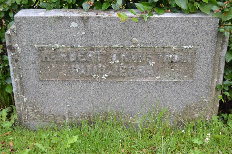 Grave number: 3 B    74