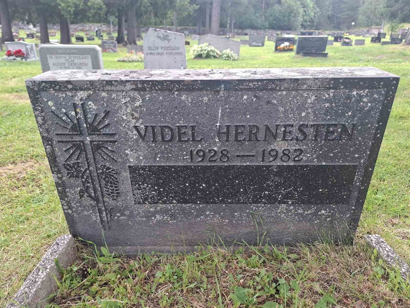 Grave number: 001 2  1514