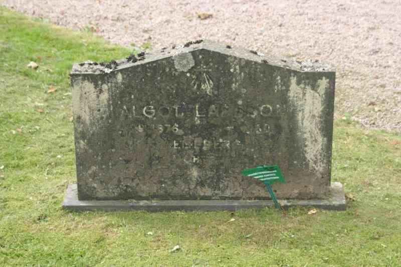 Grave number: 07 2    55