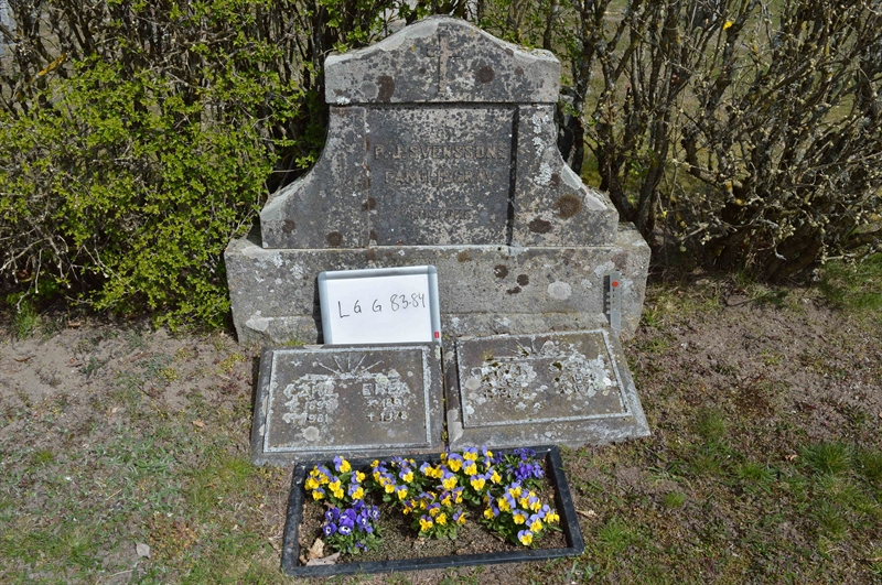Grave number: LG G    83, 84