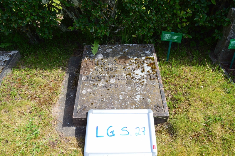 Grave number: LG S    27