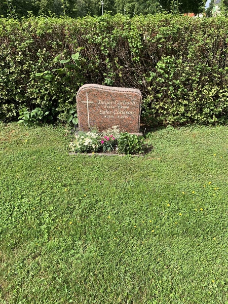 Grave number: 1 ÖK   39-40