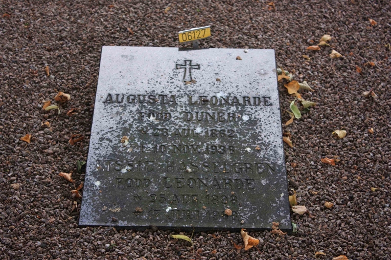 Grave number: Ö 06y    47, 48, 49