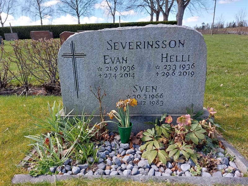 Grave number: HV 23   40, 41, 42
