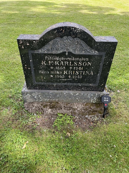 Grave number: 33 4    45-46