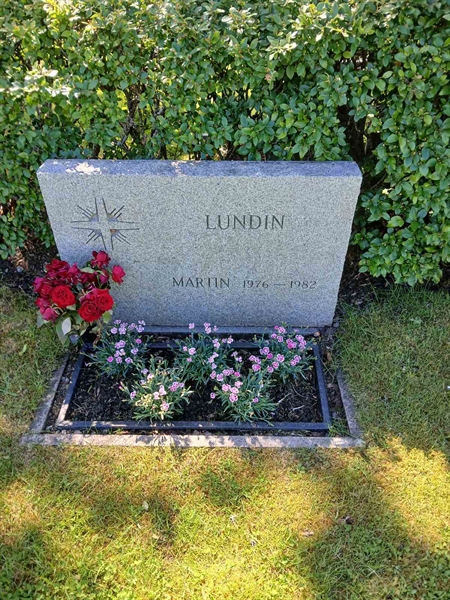 Hautatunnus: 2   58, 59, 60
