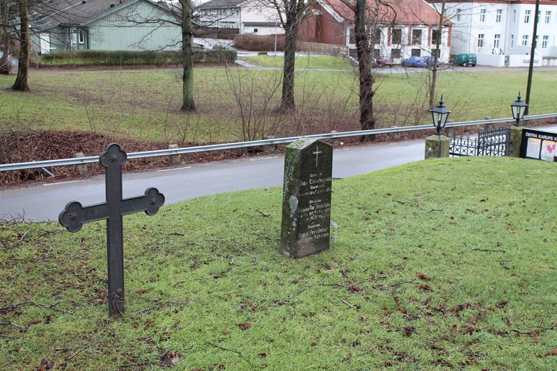 Grave number: ÖKK 2    11