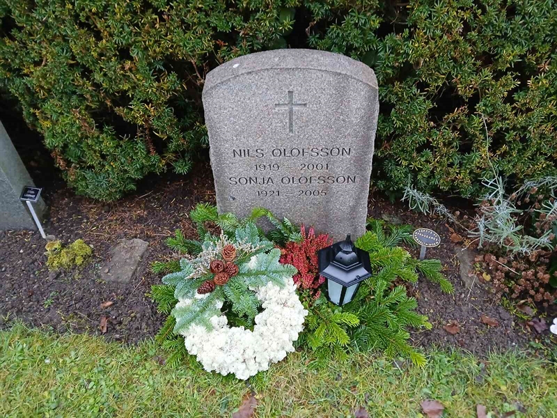 Gravnummer: FE K   129