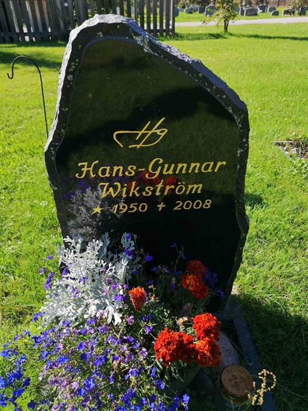 Hautatunnus: NK 19    19-20