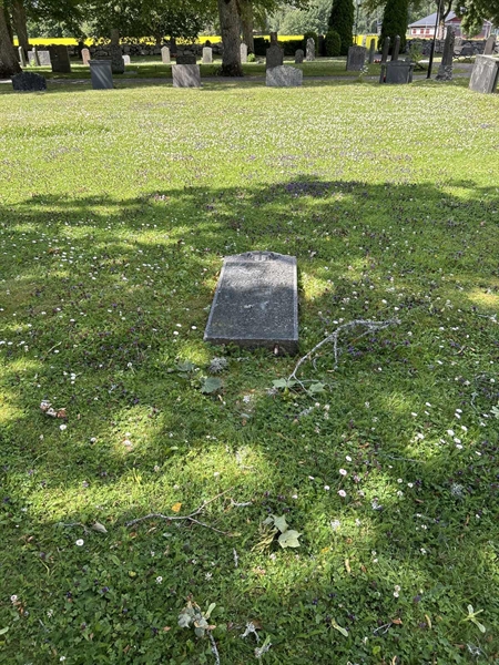 Grave number: 2 G  756-757