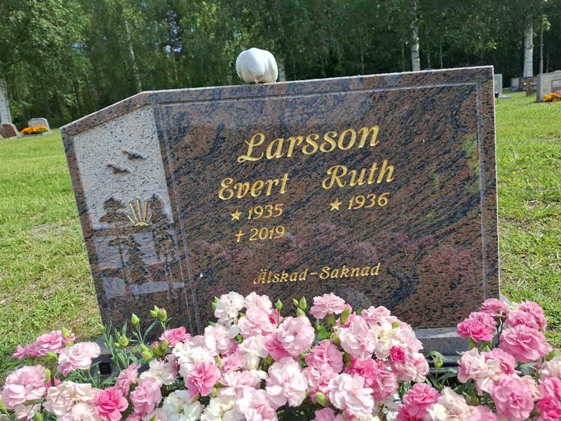 Grave number: 001 4  3721
