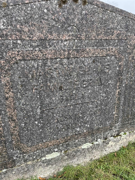 Grave number: Vårv Kv3 167-170
