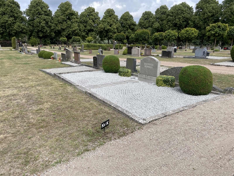 Hautatunnus: KÖ K    20