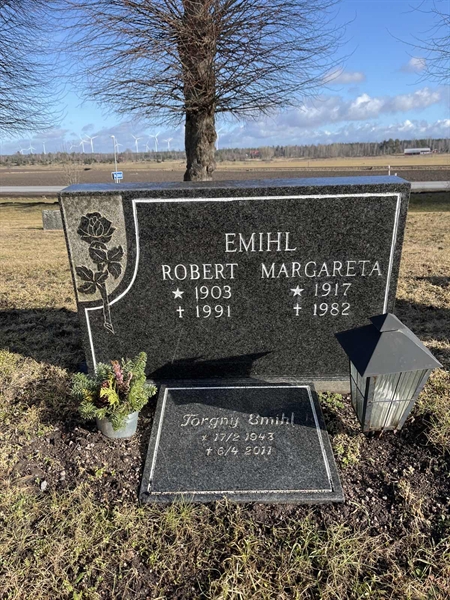 Gravnummer: HA N   107