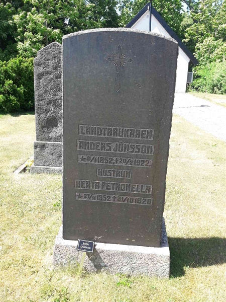 Grave number: TÖ 4   160