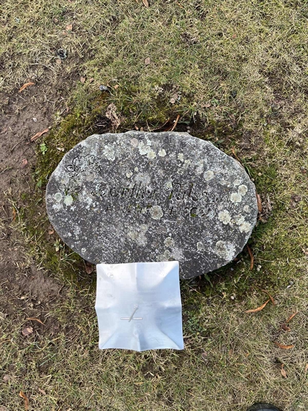 Hautatunnus: Vårv Kv5 84+85