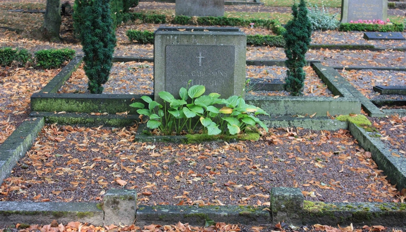 Grave number: Ö 20i   125, 126