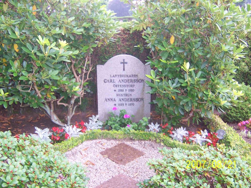 Grave number: 1 3 3B     1, 2