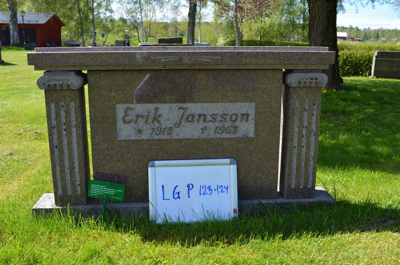 Grave number: LG P   123, 124