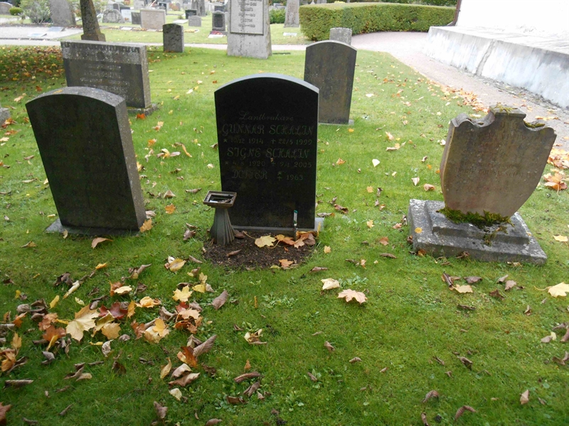 Grave number: Vitt G01 40-43:A, 40-43:B, 40-43:C, 40-43:D, 40-43