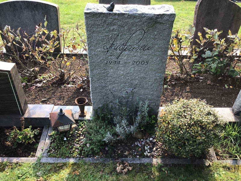 Grave number: 20 O    22