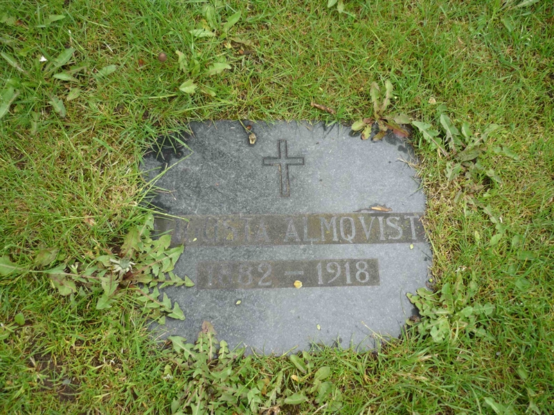 Grave number: B G  677, 678, 679