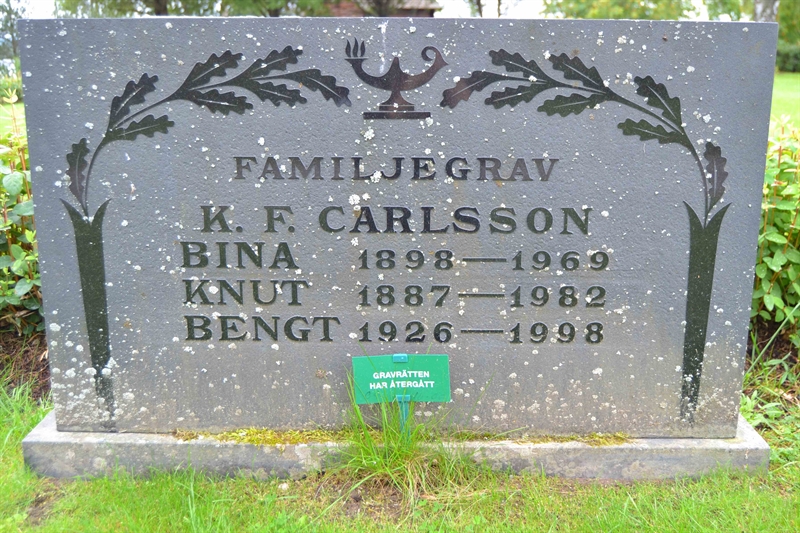 Grave number: 11 6   642-644