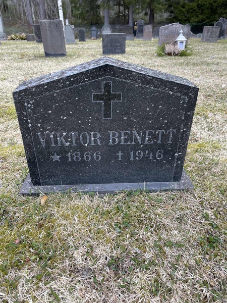 Grave number: R 2   115-E