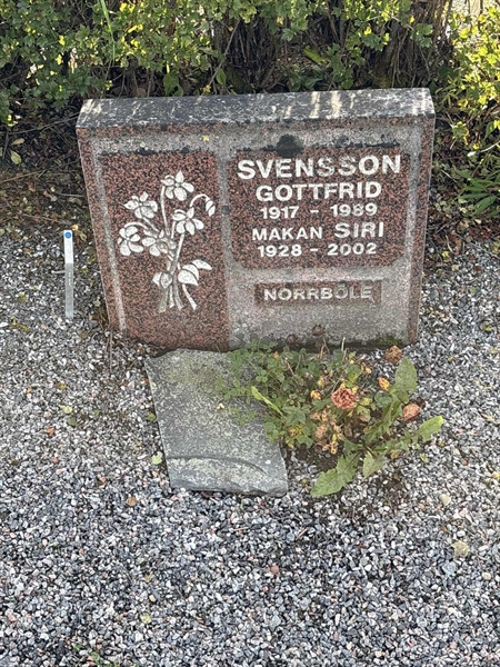 Grave number: 4 N ND   212