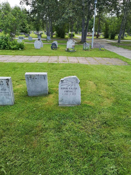 Hautatunnus: NK 13    71