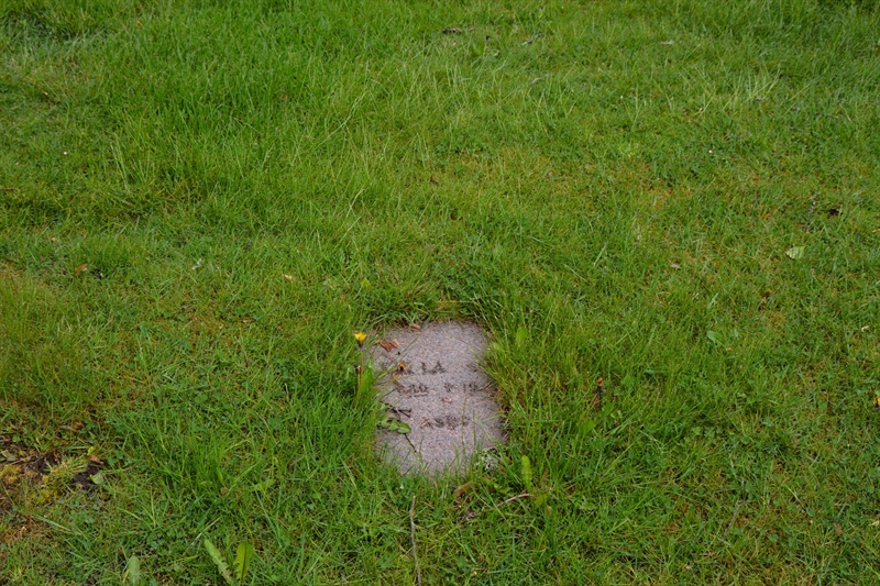 Grave number: SRN 4   341