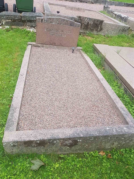 Grave number: 04 40254