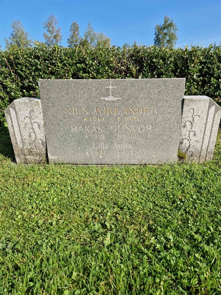 Grave number: 1 16     7