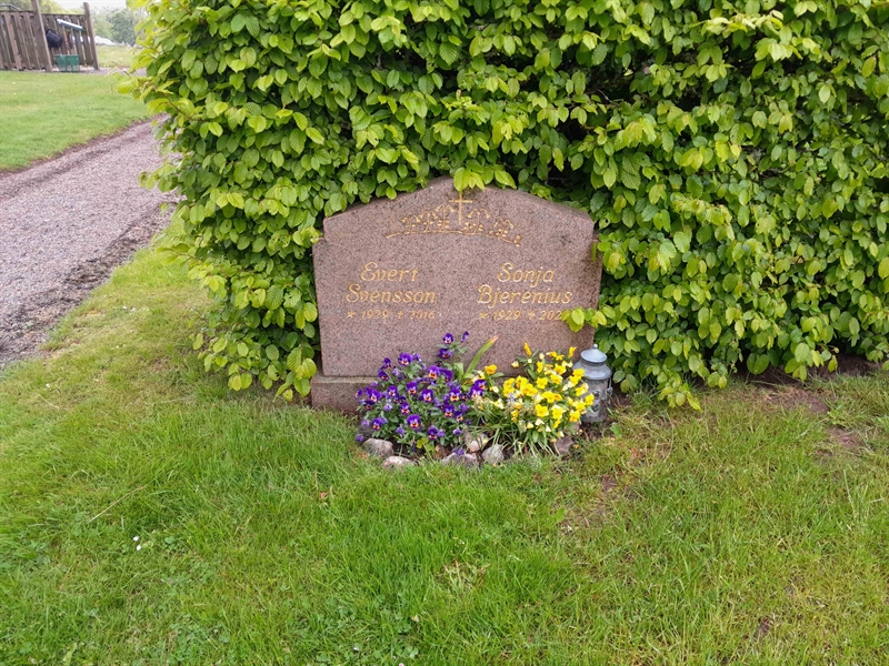 Gravnummer: ROG F   94, 95