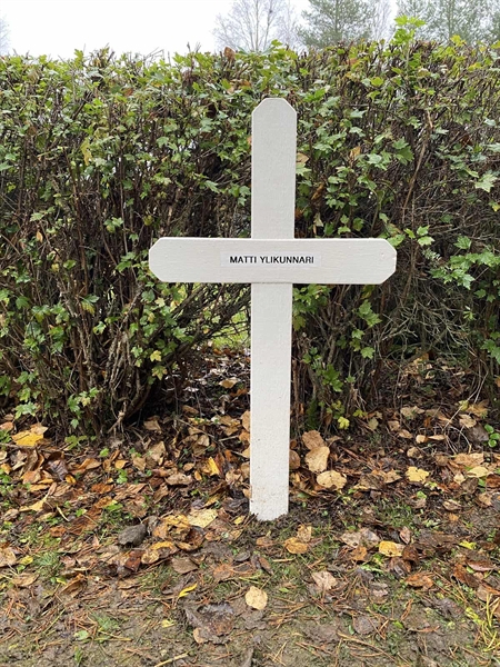 Grave number: 3 16   165