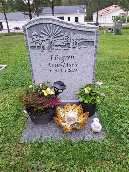 Grave number: 2 Q  2773