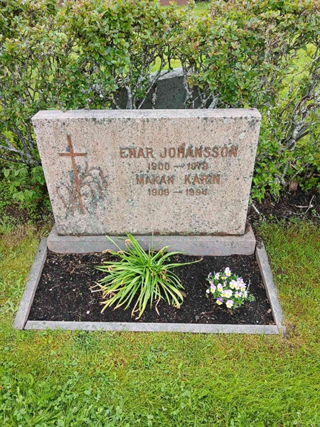 Grave number: 2 10  276, 277