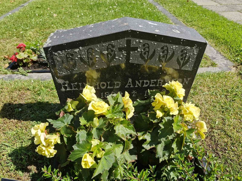 Hautatunnus: 1 FRID 143