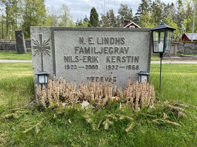 Grave number: 1 04 85, 86