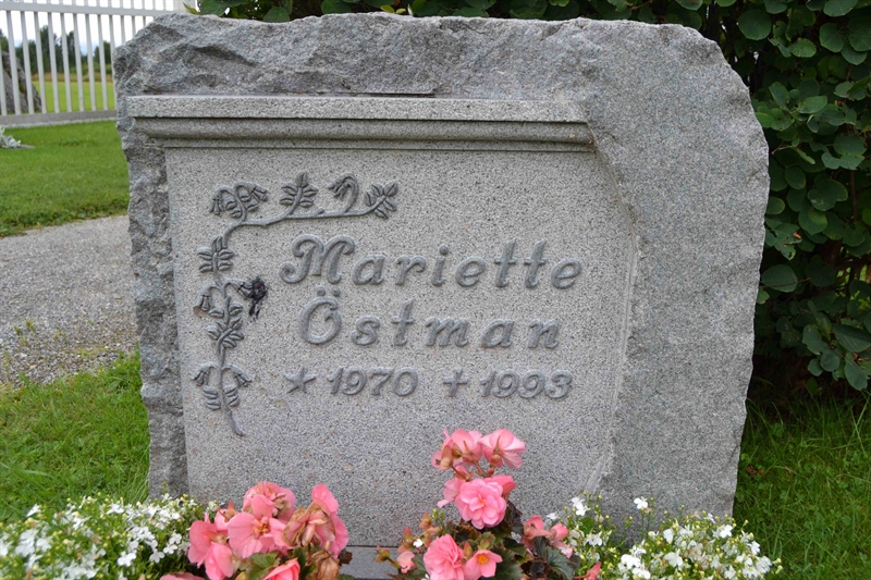 Grave number: 12 1    49