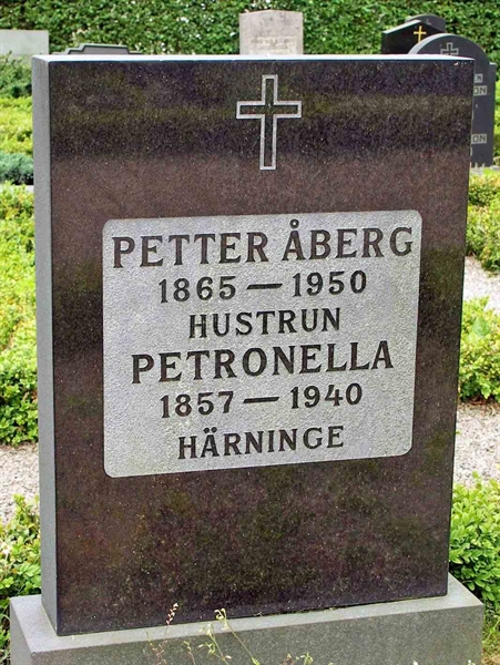 Grave number: 2 Södr A    11, 12
