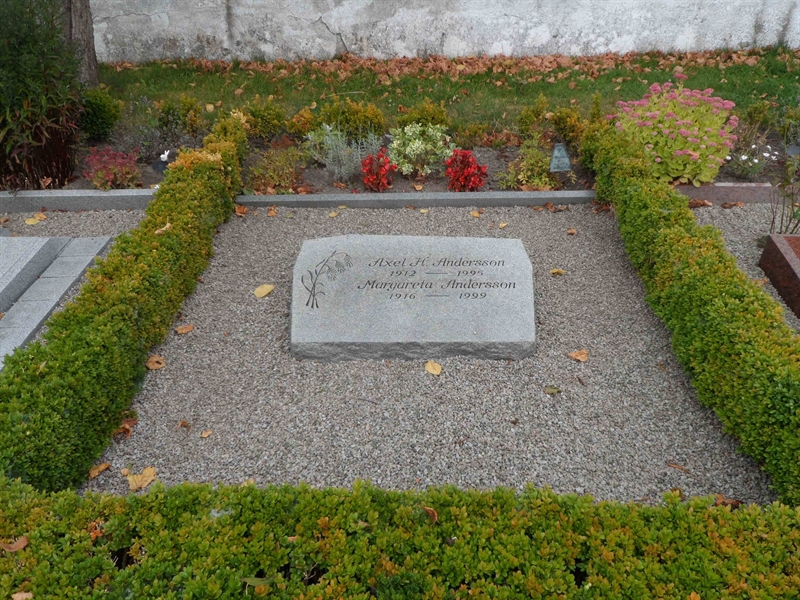 Grave number: HNK I    73