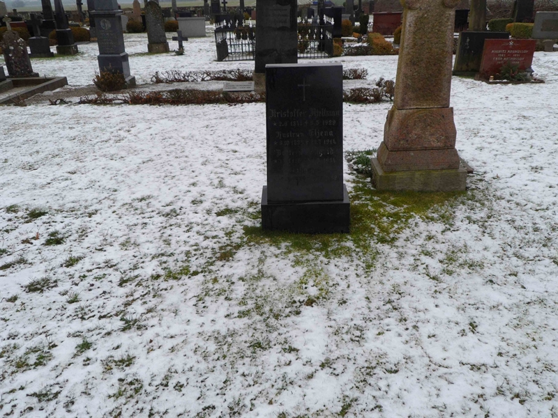 Grave number: VK B    12