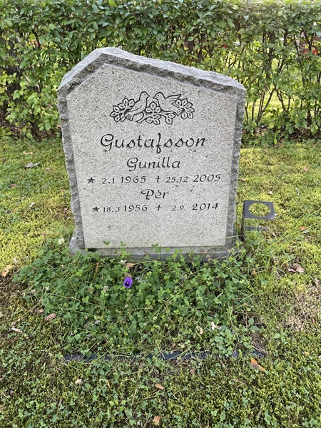 Grave number: 1 KV12   216