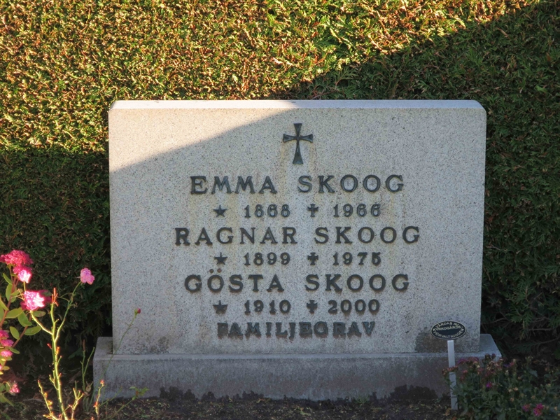 Grave number: HÖB 49    15
