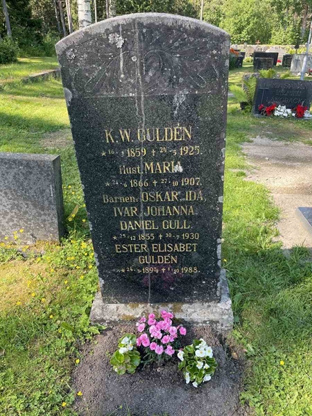 Gravnummer: N 5 2   241